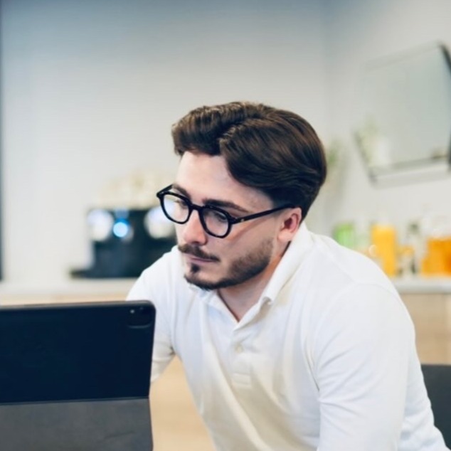 Alex - Expert Acquisition